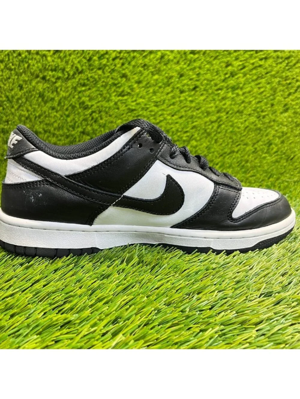 Nike Dunk Low Retro Boys Size 6Y White Black Athletic Leather Shoes Sneakers